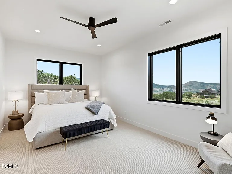1285 E Lasso Trl — Photo 51