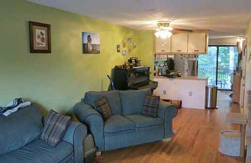1st image of 425 Fox Hollow Dr