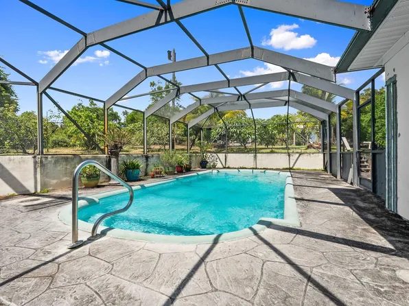 9909 S Indian River Drive, Fort Pierce, FL 34982