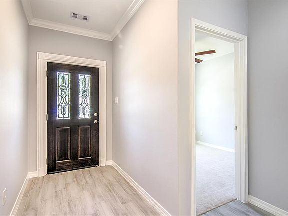 4th image of 5914 Southford St