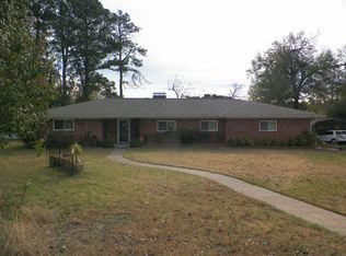 212 N Meadowbrook Dr, Overton, TX 75684