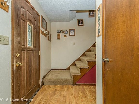 2nd image of 304 N 11th St