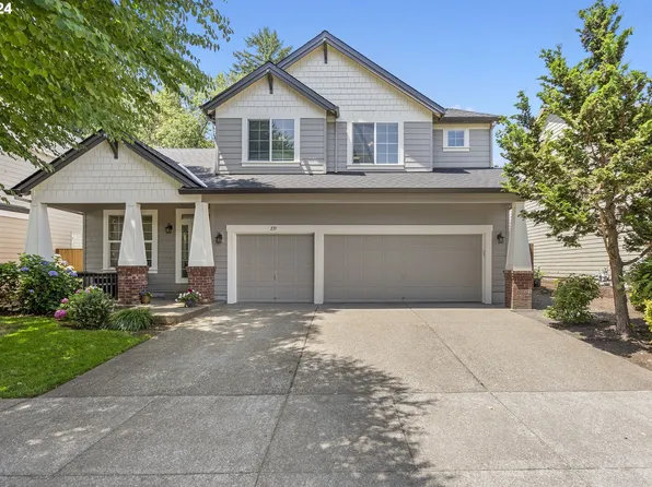 271 N Royal Oak St, Newberg, OR 97132