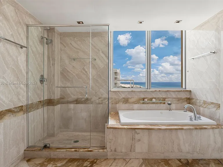 101 Ocean Dr #907 — Photo 20