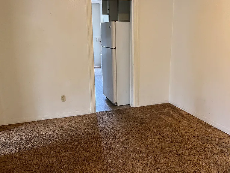 1071 N Bowie St #2 — Photo 5