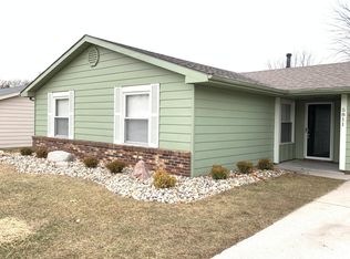 5811 Andorra Dr, Fort Wayne, IN 46835