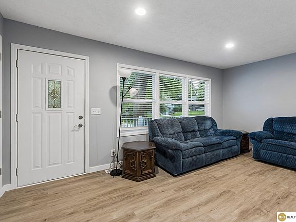 4th image of 5930 N 69th St