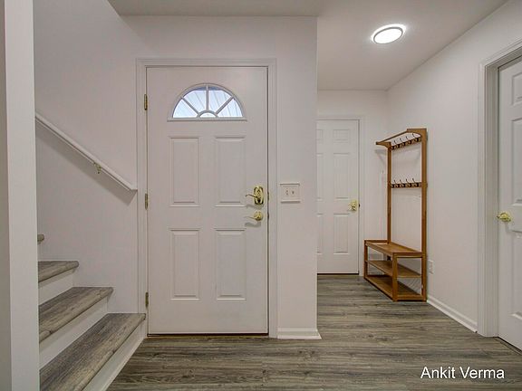 2nd image of 2430 Rosewood North Dr #B