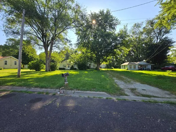 119 Sun Valley Ct, East Peoria, IL 61611