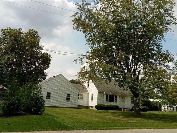 2nd image of 124 Arcadia Dr