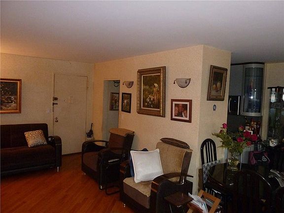 4th image of 440 Neptune Ave APT 17D