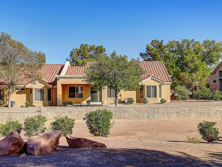 2501 Showcase Dr — Photo 40
