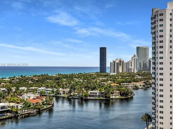 20515 E Country Club Dr APT 2048, Aventura, FL 33180