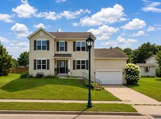 801 Goldfinch Ln, Marshall, WI 53559