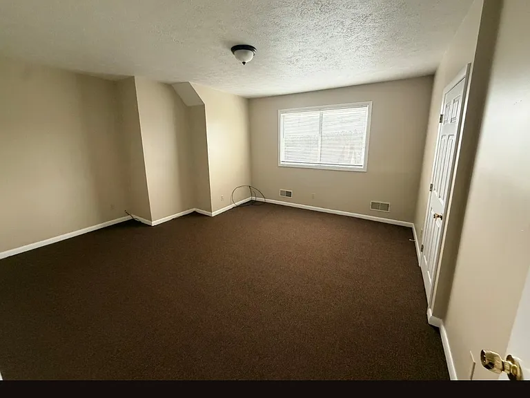 2219 Spring St #2 — Photo 9
