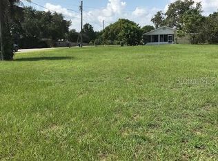 1190 Greenway Ave, Tavares, FL 32778