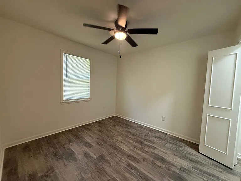 255 S Hicks St — Photo 8