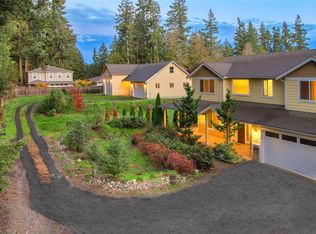 1467 NE Palmer Ln, Bremerton, WA 98311