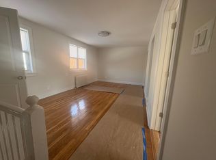 69-20 224th St #A, Oakland Gardens, NY 11364