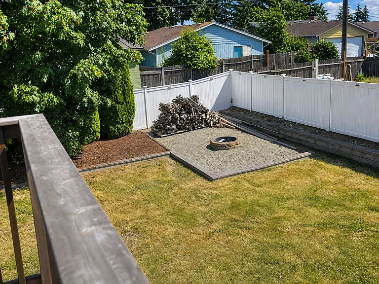 5715 N 46th St — Photo 9