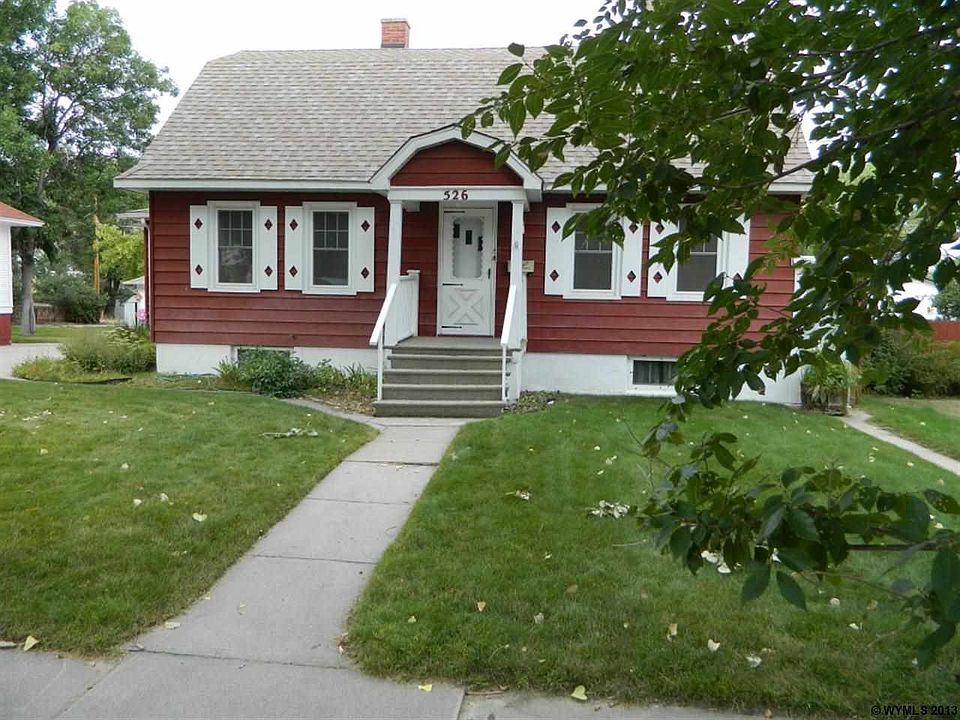 1st image of 526 S 4th St