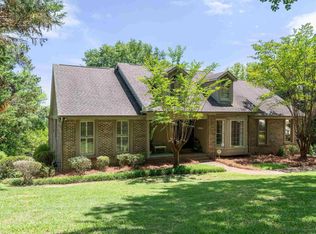 2913 N Woodridge Rd, Birmingham, AL 35223