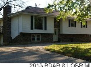 16 Colonial Rd, Eldon, MO 65026