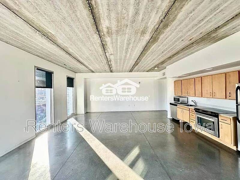 2nd image of 350 E Locust St APT 205