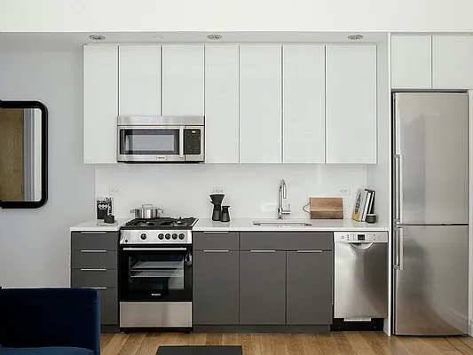 Rented by Two Trees | media 22