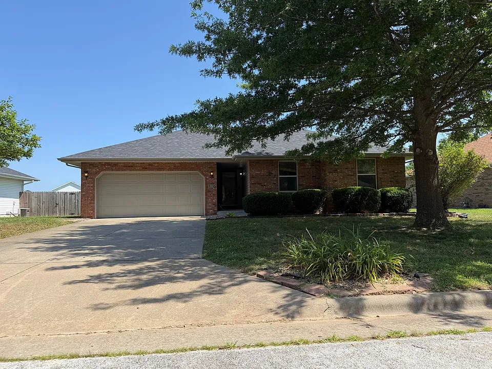 307 E Pintail Dr