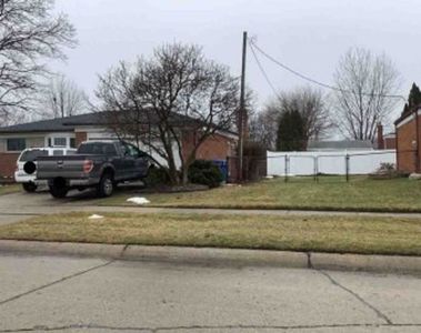 32529 Firwood Dr, Warren, MI, 48088