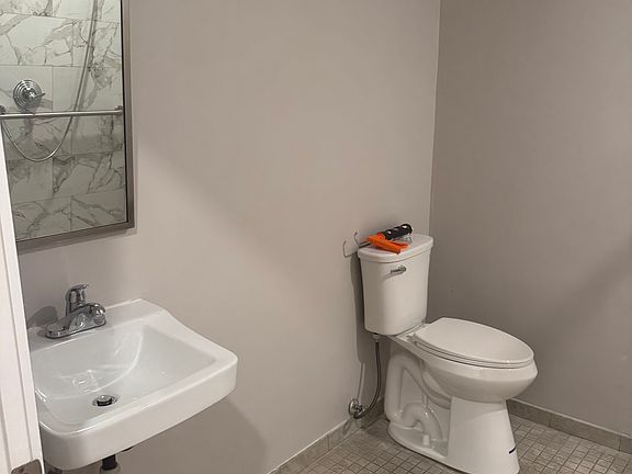 3rd image of 1433 Hancock St #203