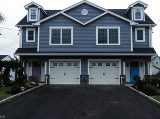 327 E Price St, Linden, NJ 07036