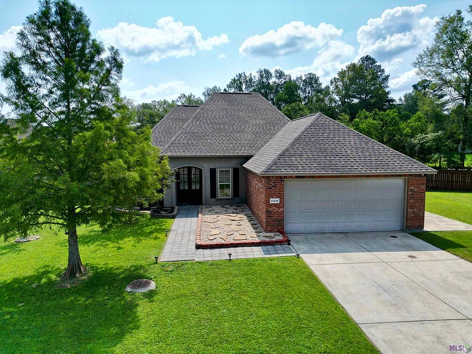 1st image of 22446 Bedford Dr