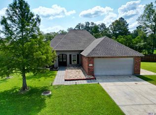 22446 Bedford Dr, Denham Springs, LA 70726
