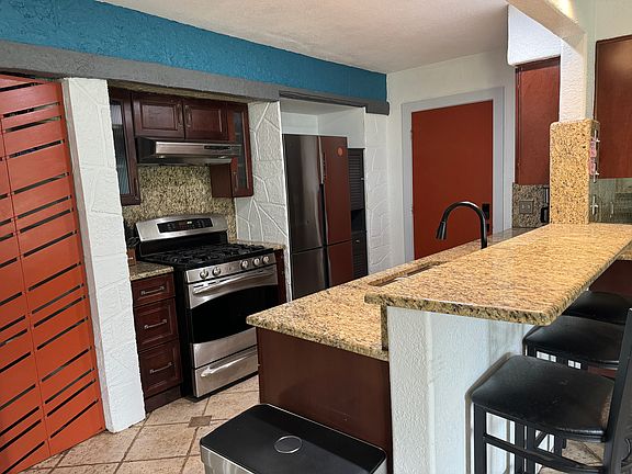 5th image of 4607 Broadhill Dr