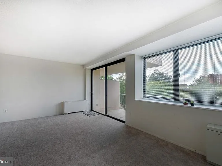 4141 N Henderson Rd #315 — Photo 21