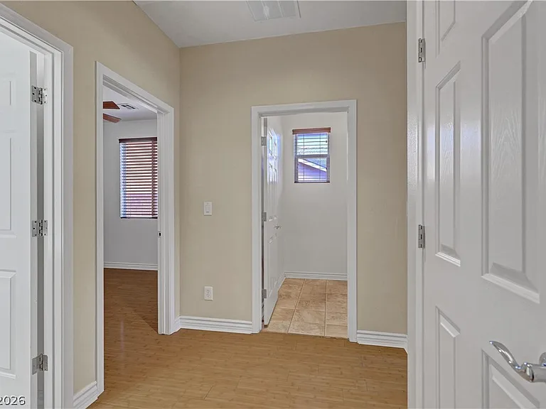 10240 Gladstone Peak St — Photo 31