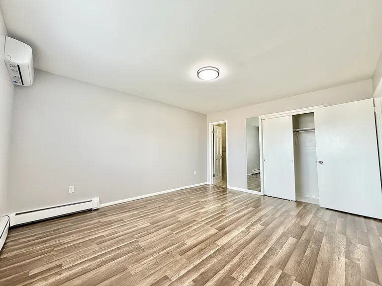 14 Mill Rd #2 — Photo 4