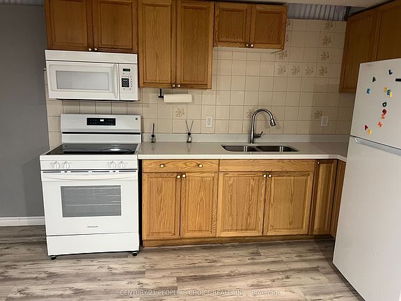 5th image of 80 Atkins Cir