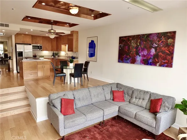 7321 Marina Pacifica Dr N, Long Beach, CA 90803