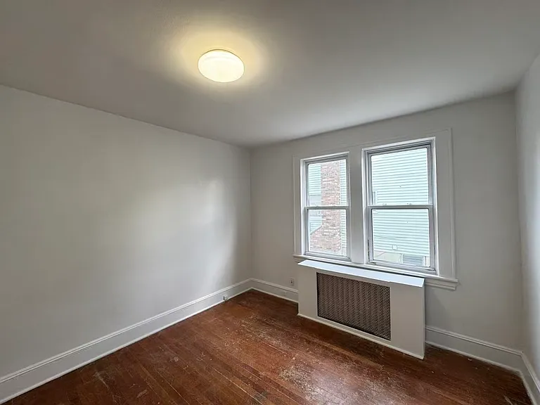 18 Beal St #1 — Photo 7