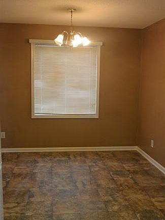 Eat In Kitchen Area_04012015