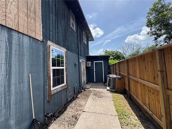 3rd image of 2509 Ruth St