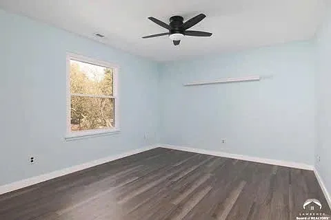 125 Sharon Dr — Photo 16