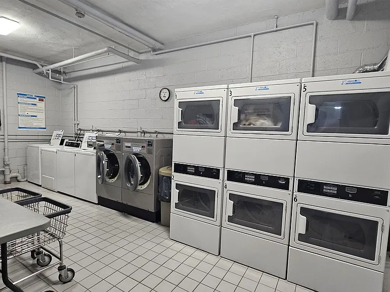 6010 Boulevard E #16 — Photo 5