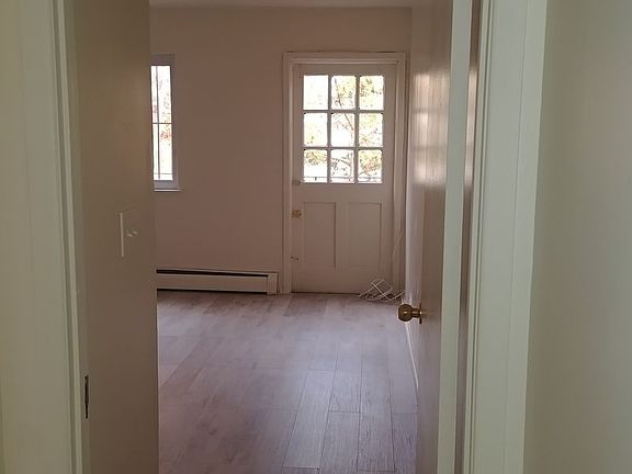 4th image of 8535 118th St APT 3L