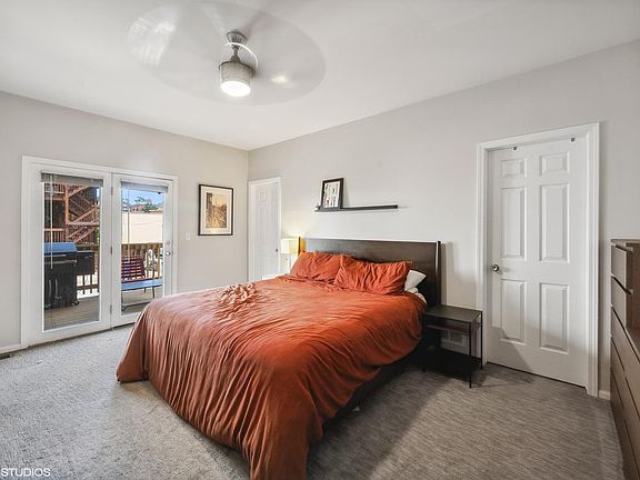 5th image of 3351 N Southport Ave #1