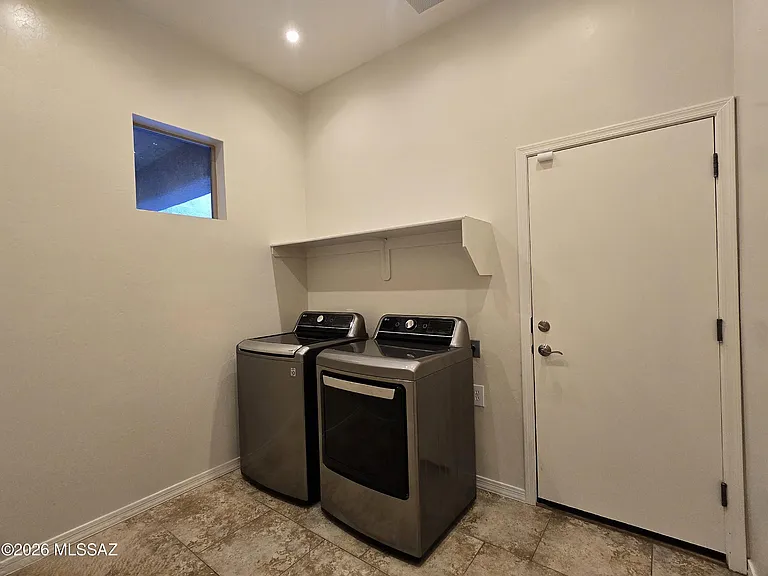 7291 N Basie Ct — Photo 28