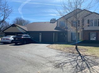 50 Plymouth Ct APT 202B, Naperville, IL 60565